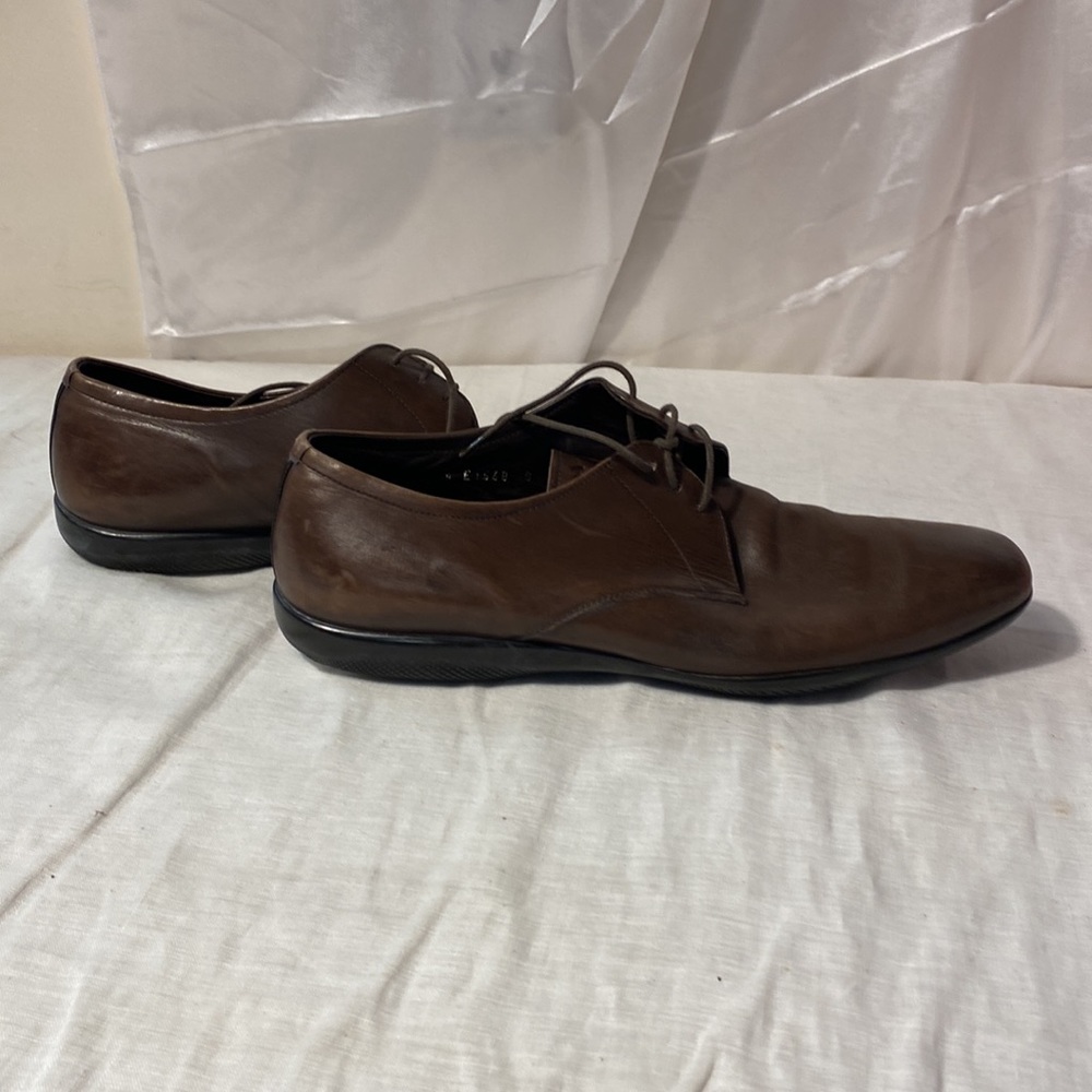 PRADA men’s brown color shoes size 8 used